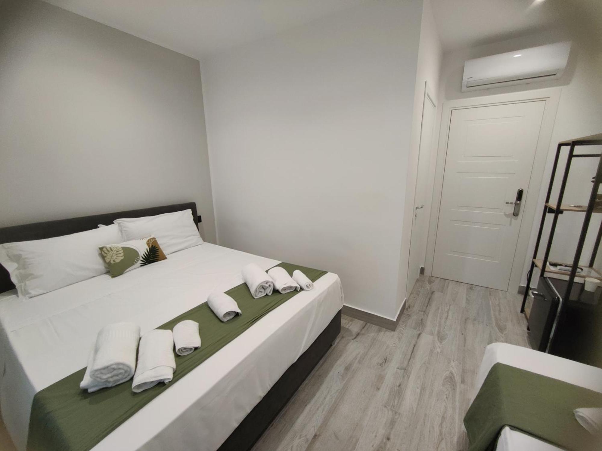 Sweet Rooms San Francesco Naples Exterior photo