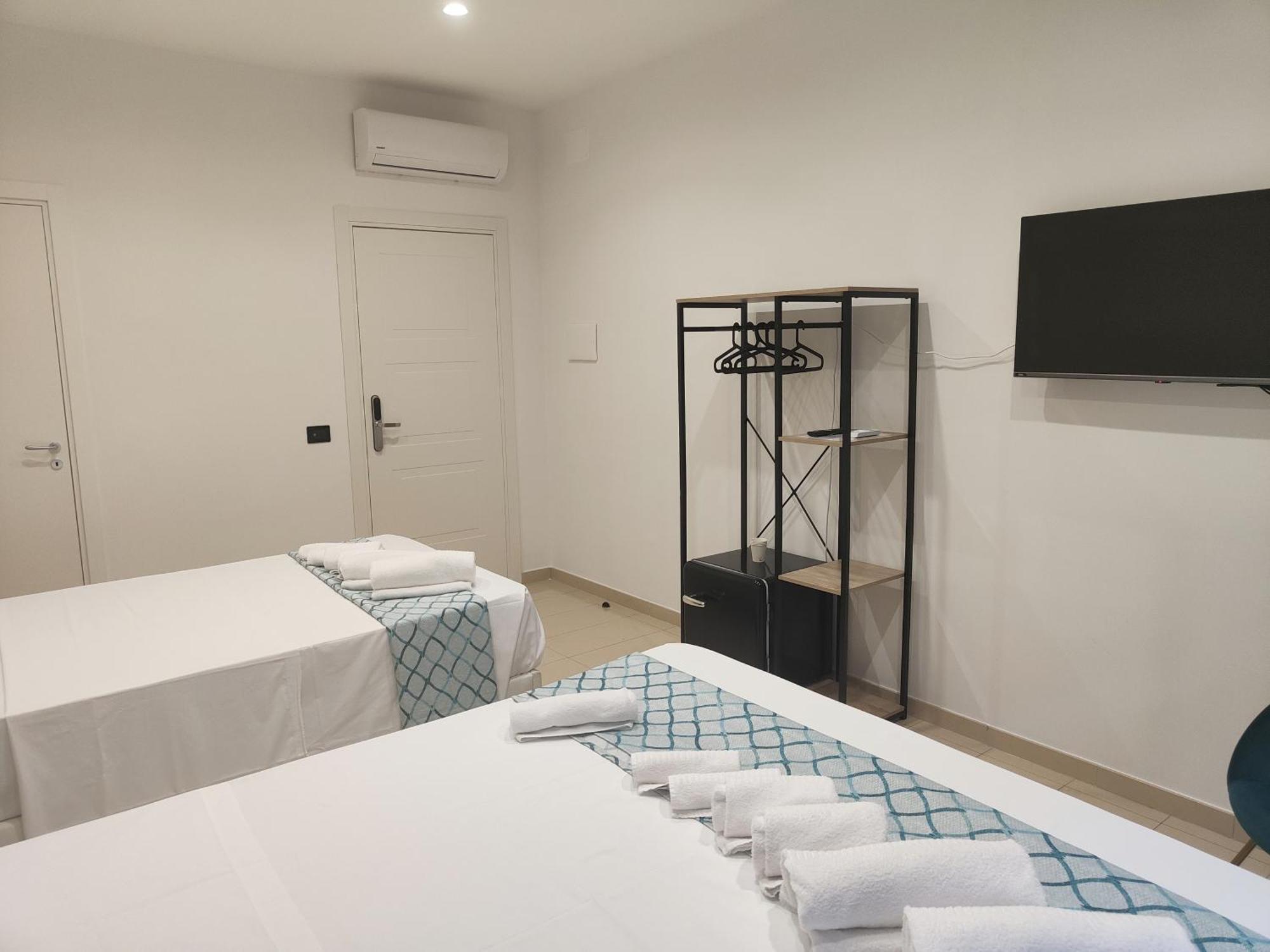 Sweet Rooms San Francesco Naples Exterior photo