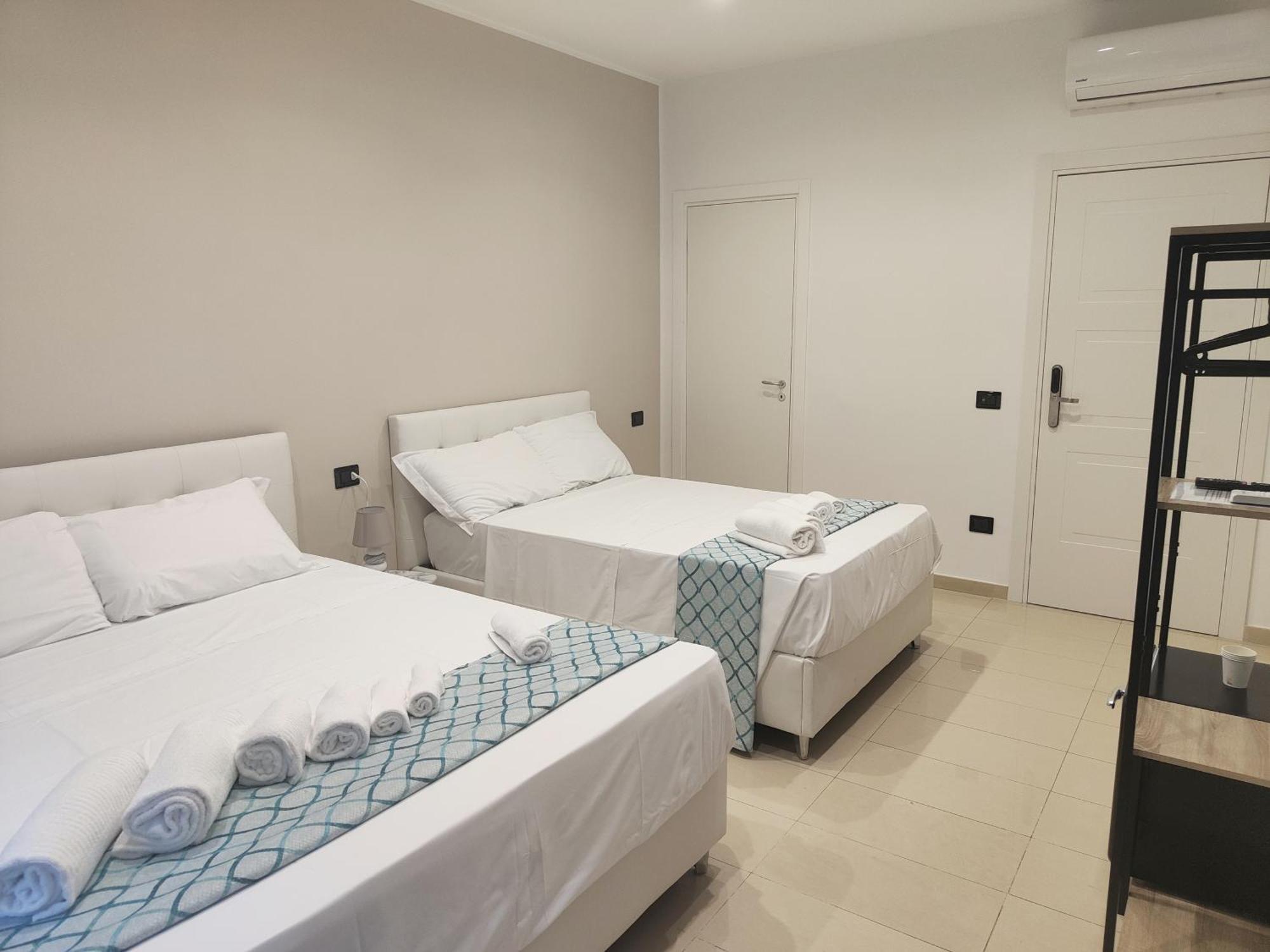 Sweet Rooms San Francesco Naples Exterior photo